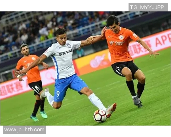 天津泰达足球队新赛季备战全面启动球员状态回暖期待佳绩