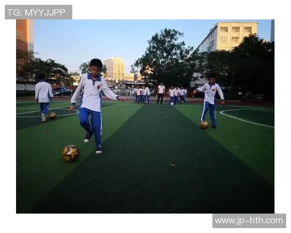 推动浙江省中小学足球发展助力青少年健康成长与全面素质提升